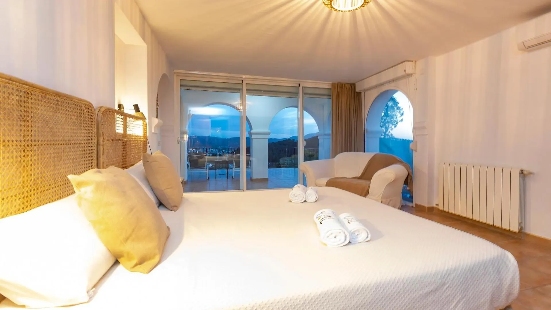 Villa Near San Antonio Испания