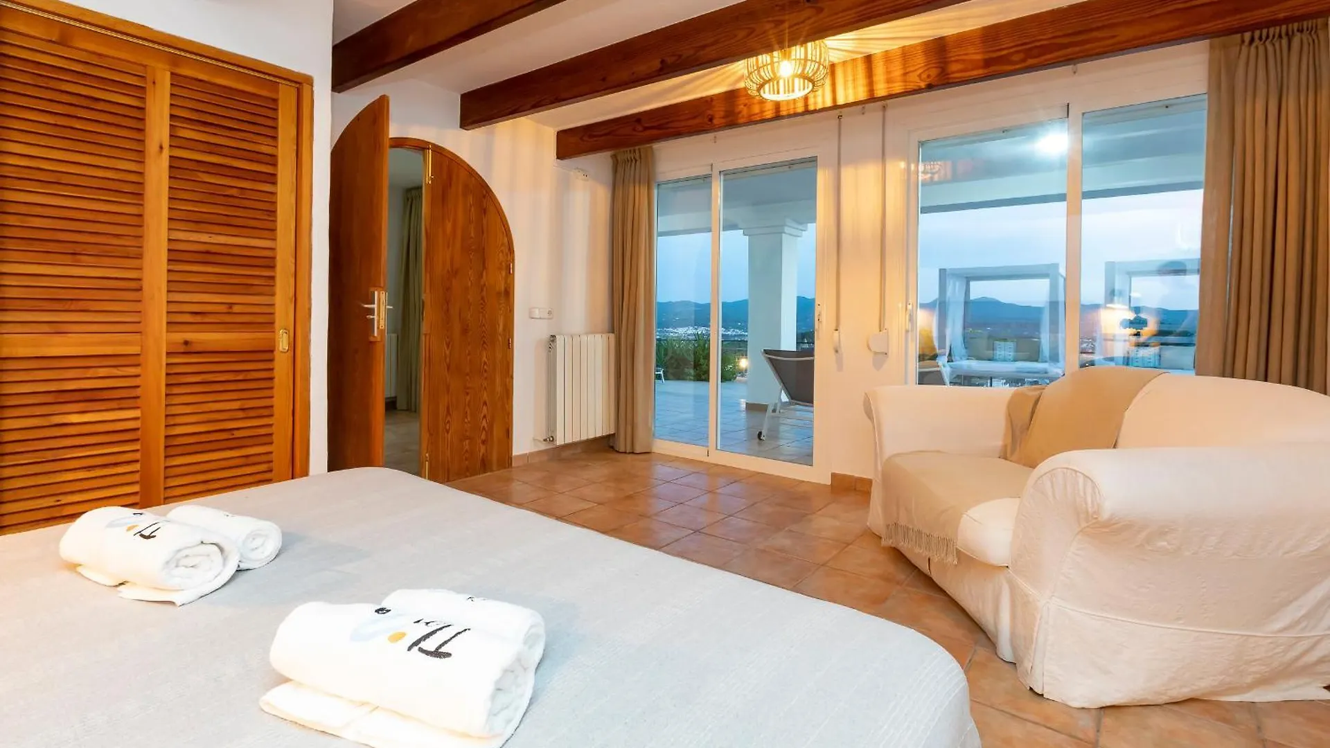 Villa Near San Antonio Испания