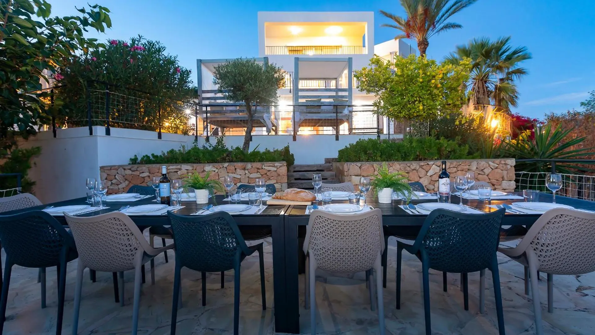Villa Near San Antonio Сан-Антонио-Абад
